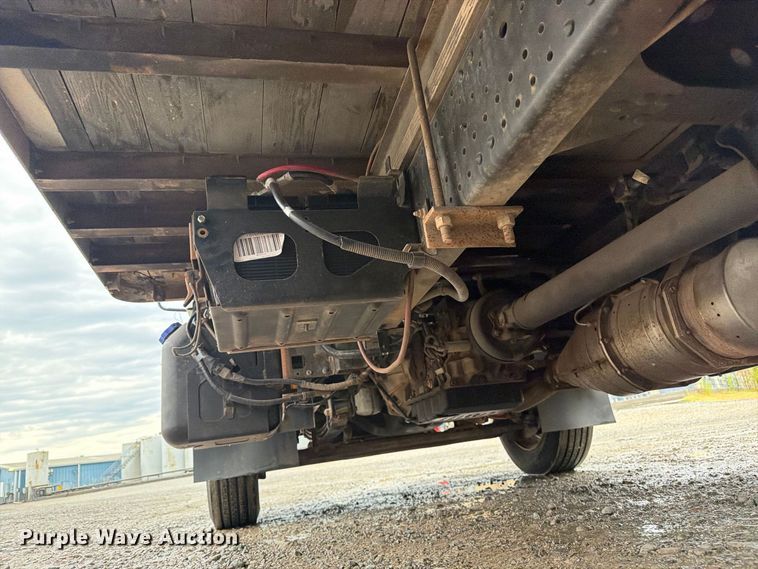 image for item FN2567 2014 Isuzu NRR box truck
