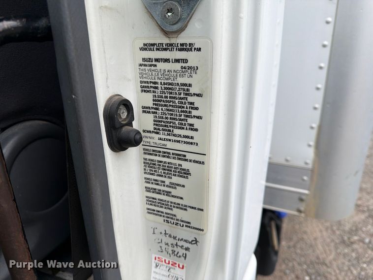 image for item FN2567 2014 Isuzu NRR box truck