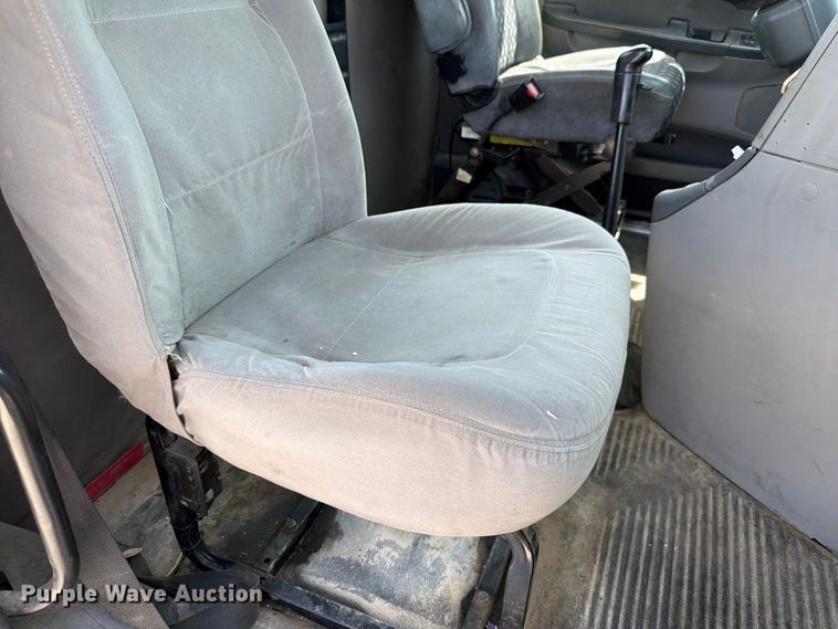 image for item FP3017 2009 Freightliner Columbia semi truck