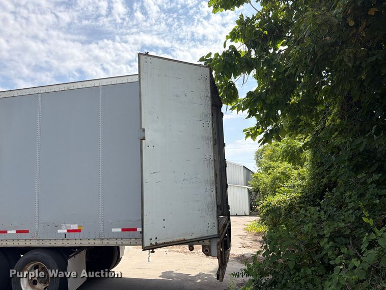image for item FP4008 2005 Wabash dry van trailer