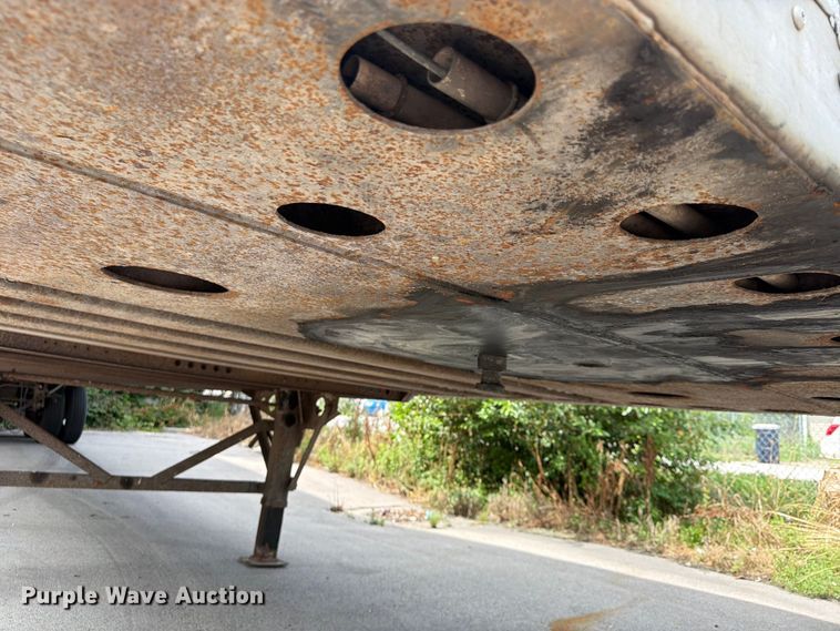 image for item FP4008 2005 Wabash dry van trailer