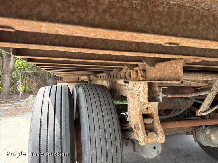 image for item FP4008 2005 Wabash dry van trailer