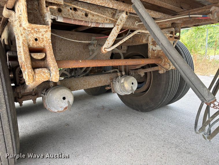 image for item FP4008 2005 Wabash dry van trailer