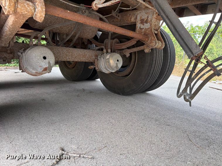 image for item FP4008 2005 Wabash dry van trailer
