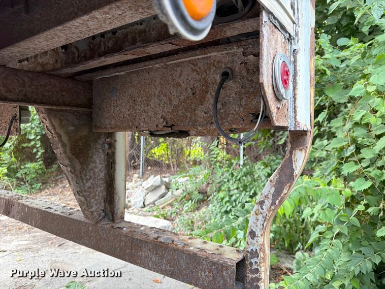 image for item FP4008 2005 Wabash dry van trailer
