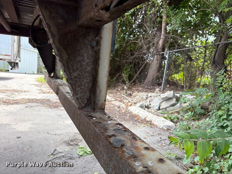 image for item FP4008 2005 Wabash dry van trailer