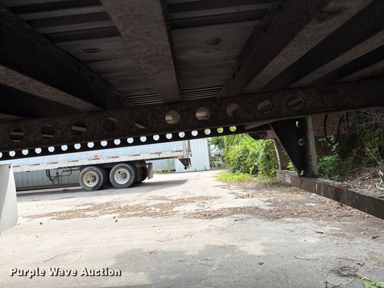 image for item FP4008 2005 Wabash dry van trailer