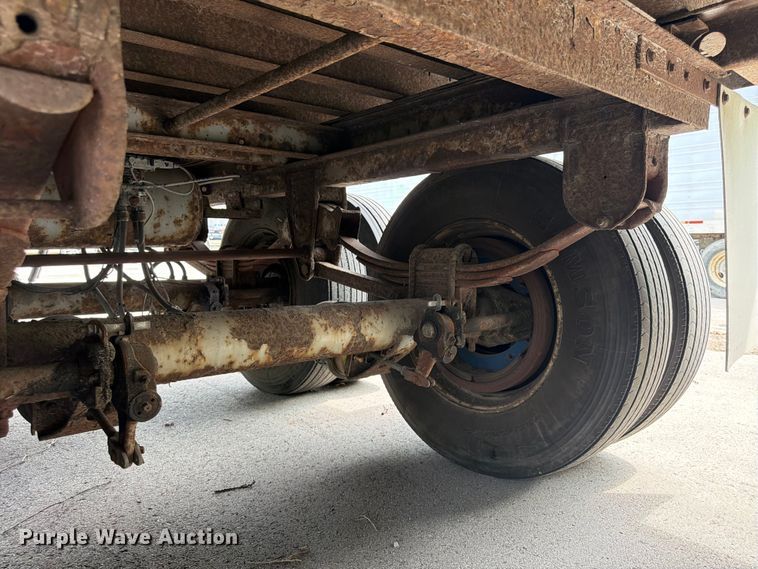 image for item FP4008 2005 Wabash dry van trailer