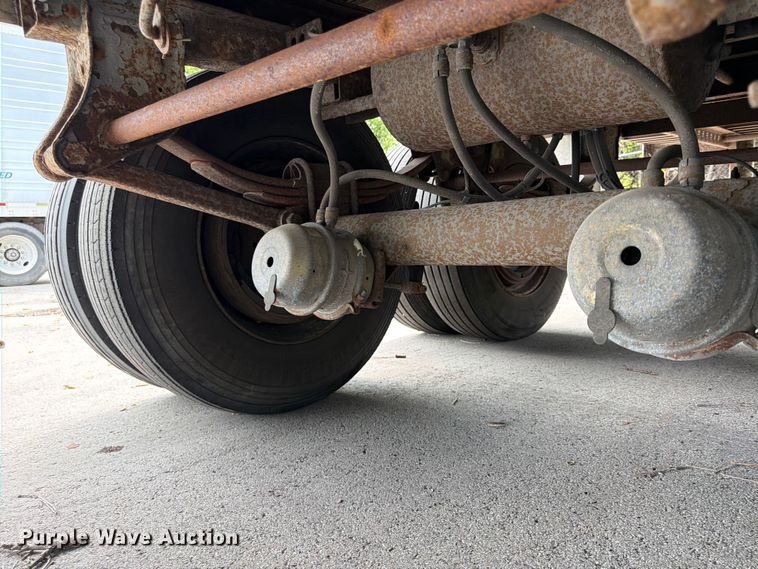 image for item FP4008 2005 Wabash dry van trailer