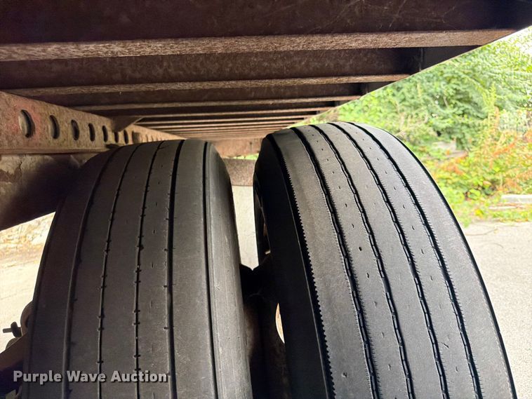 image for item FP4008 2005 Wabash dry van trailer