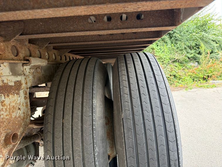 image for item FP4008 2005 Wabash dry van trailer