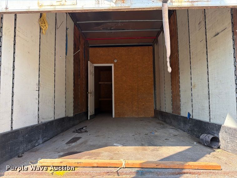 image for item FT6210 1993 Monon JA3-32-SA-28W dry van trailer