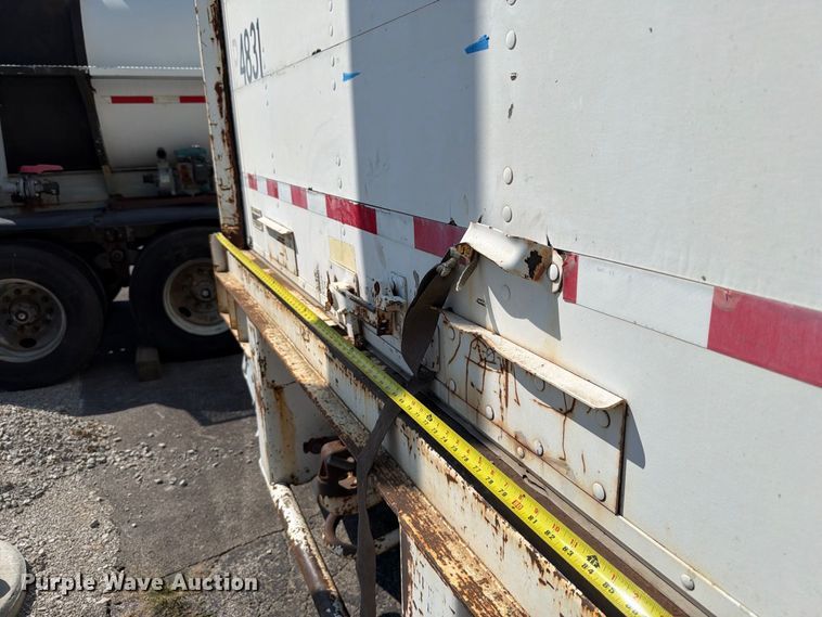 image for item FT6210 1993 Monon JA3-32-SA-28W dry van trailer