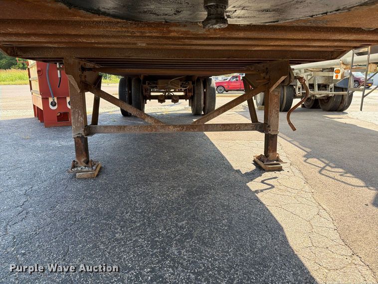 image for item FT6210 1993 Monon JA3-32-SA-28W dry van trailer