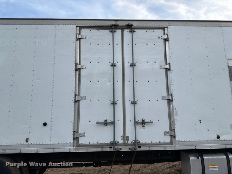 image for item FT8014 2012 Hino box truck