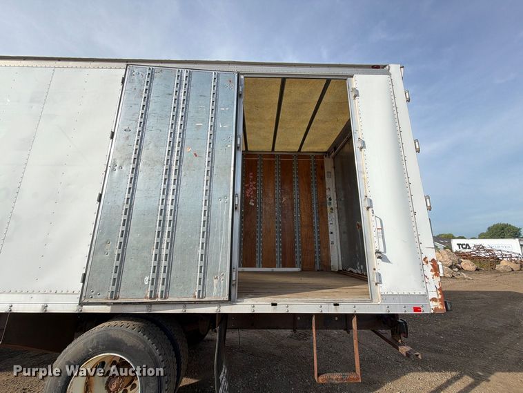 image for item FT8014 2012 Hino box truck
