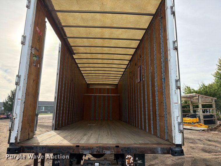 image for item FT8014 2012 Hino box truck