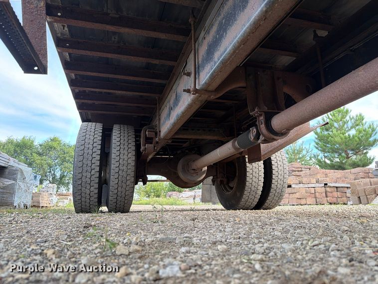 image for item FT8014 2012 Hino box truck