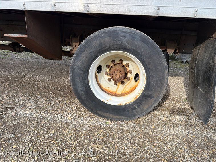 image for item FT8014 2012 Hino box truck