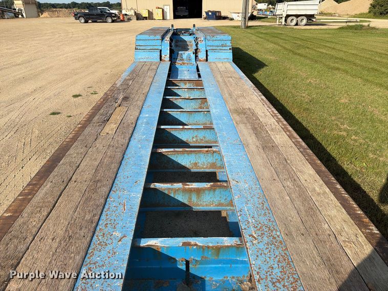 image for item FT8015 2016 Trail King Industries Advantage Plus lowboy equipment trailer