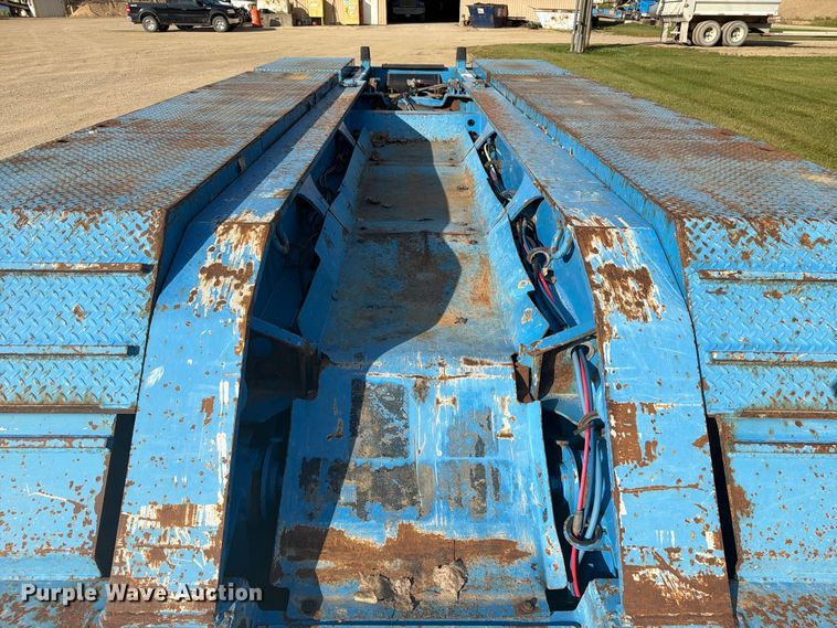 image for item FT8015 2016 Trail King Industries Advantage Plus lowboy equipment trailer
