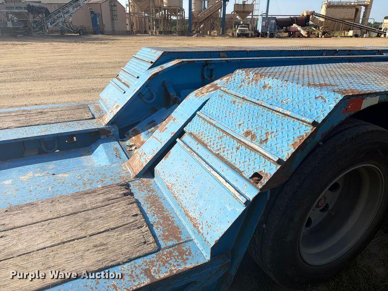 image for item FT8015 2016 Trail King Industries Advantage Plus lowboy equipment trailer