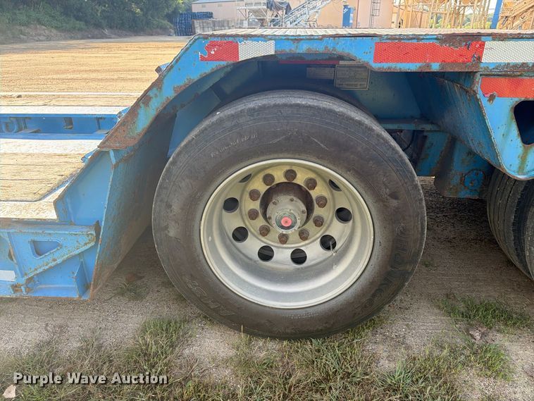 image for item FT8015 2016 Trail King Industries Advantage Plus lowboy equipment trailer