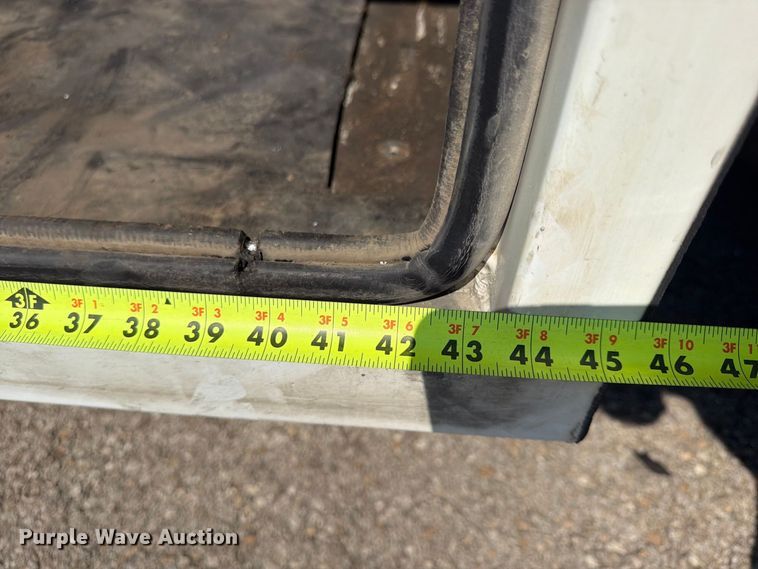 image for item FU4597 2001 Peterbilt 378 fuel / lube truck