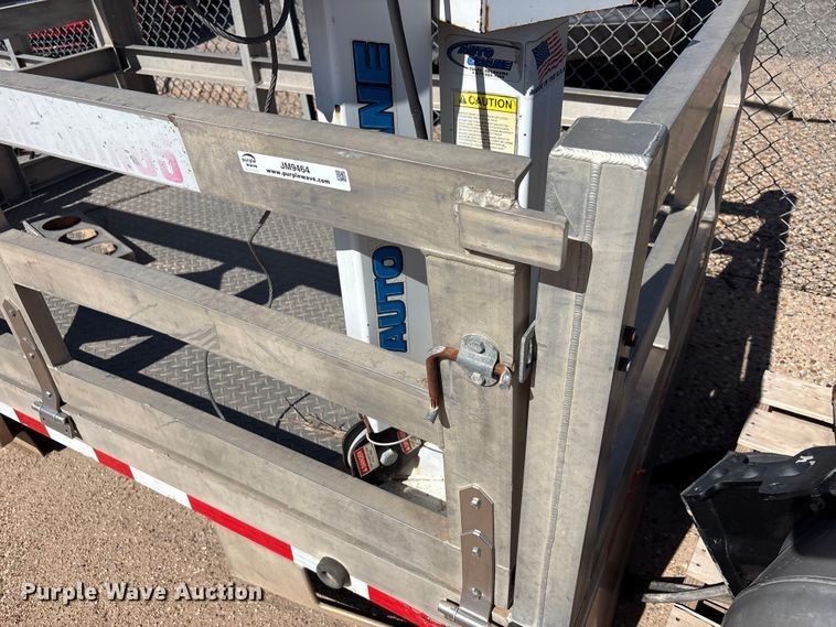image for item JM9464 Truck mounted cage