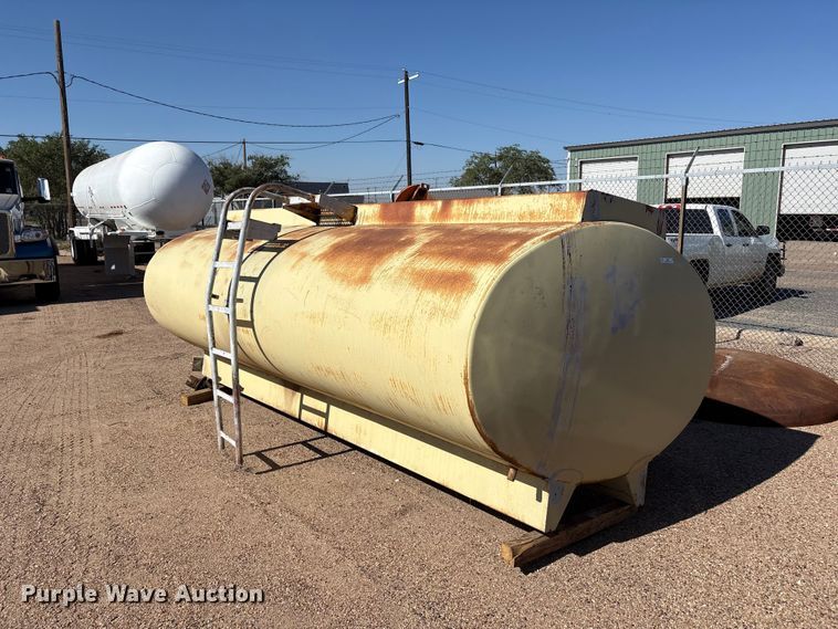 image for item JM9467 Tank