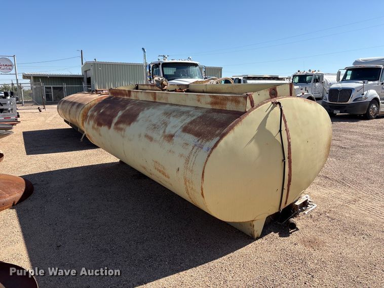 image for item JM9467 Tank