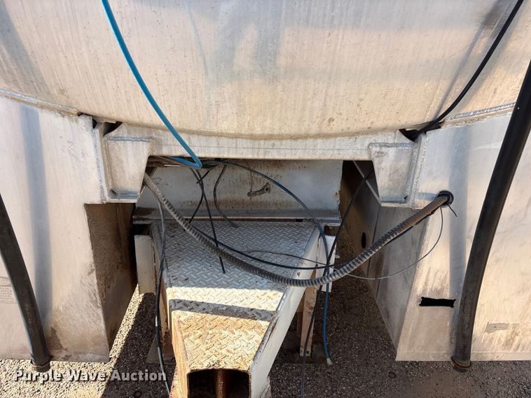 image for item JM9472 Progress tank tank bed