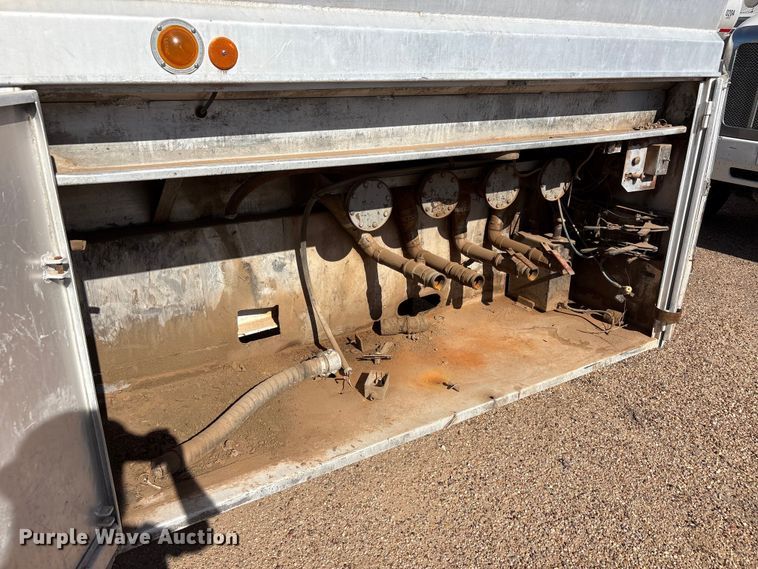 image for item JM9472 Progress tank tank bed