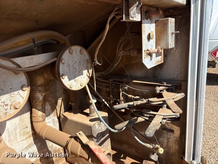 image for item JM9472 Progress tank tank bed