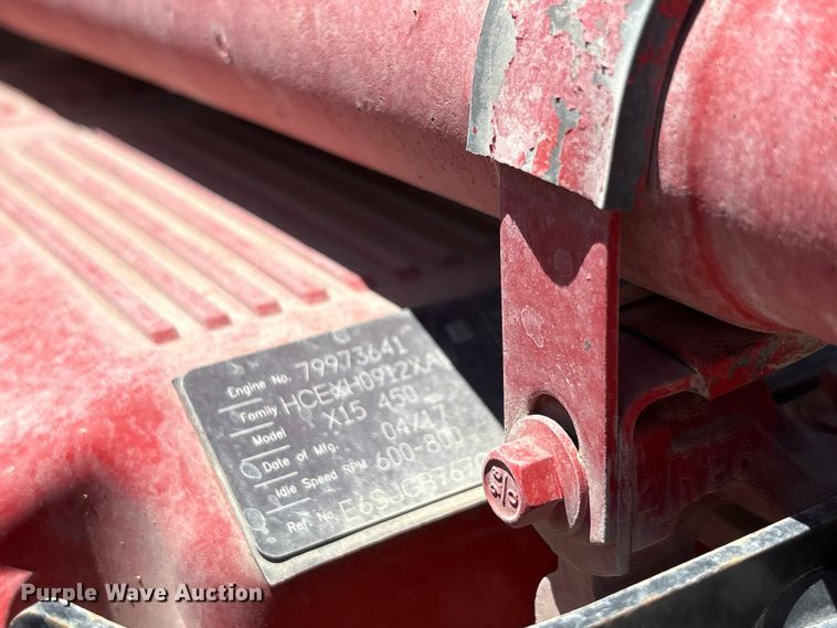 image for item JM9475 2018 Kenworth T800 fuel truck