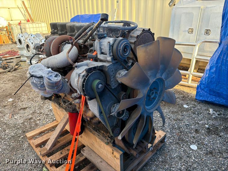 image for item MQ9161 Caterpillar C15 engine