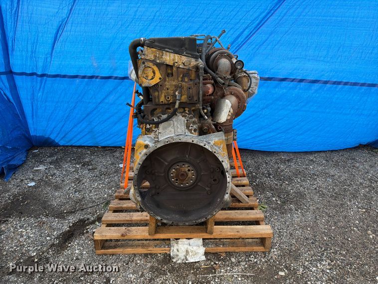 image for item MQ9161 Caterpillar C15 engine