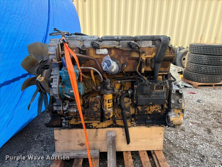 image for item MQ9161 Caterpillar C15 engine