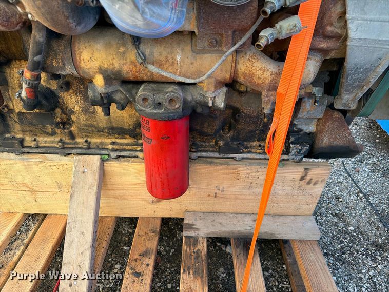 image for item MQ9161 Caterpillar C15 engine