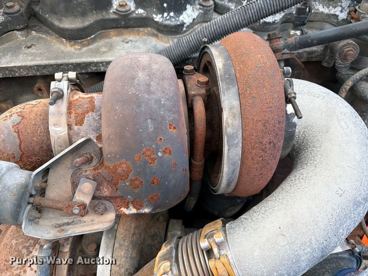 image for item MQ9161 Caterpillar C15 engine