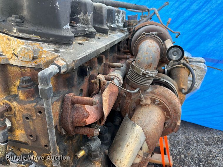 image for item MQ9161 Caterpillar C15 engine