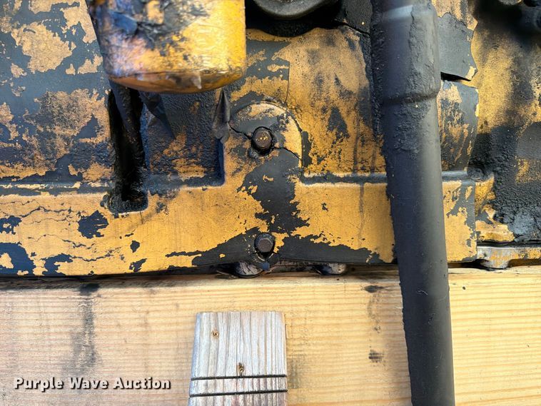 image for item MQ9161 Caterpillar C15 engine