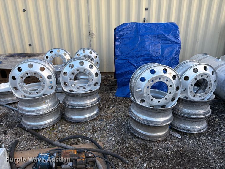 image for item MQ9163 (10) truck tractor wheels