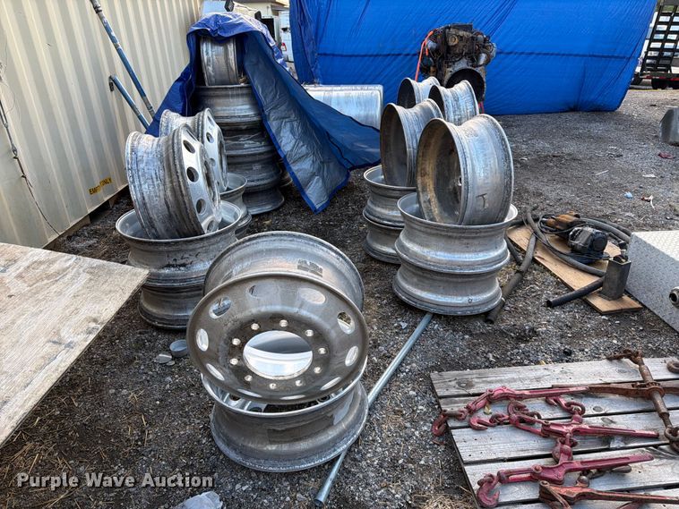 image for item MQ9163 (10) truck tractor wheels