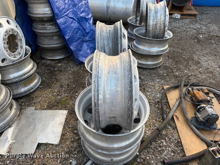 image for item MQ9163 (10) truck tractor wheels