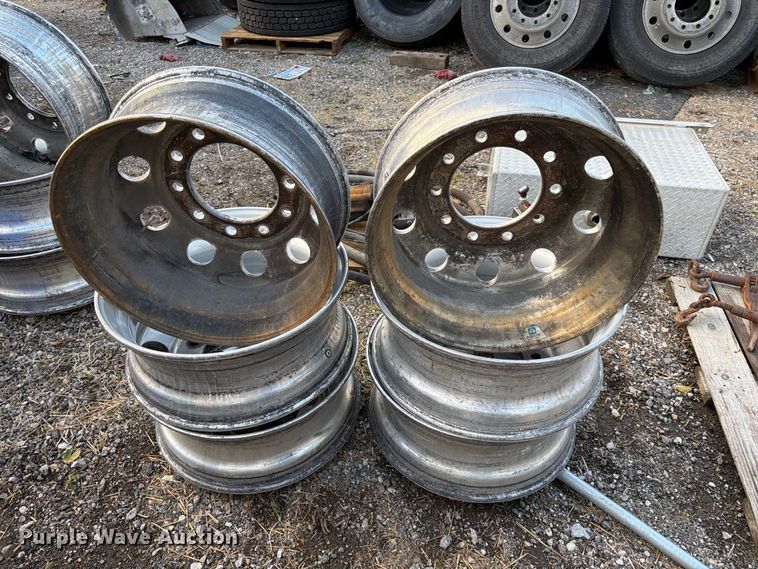 image for item MQ9163 (10) truck tractor wheels