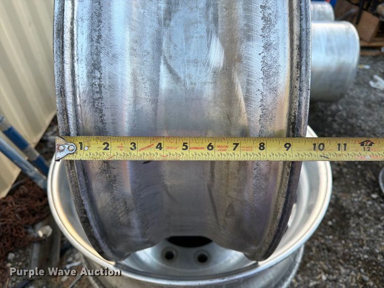 image for item MQ9166 (10) truck tractor wheels