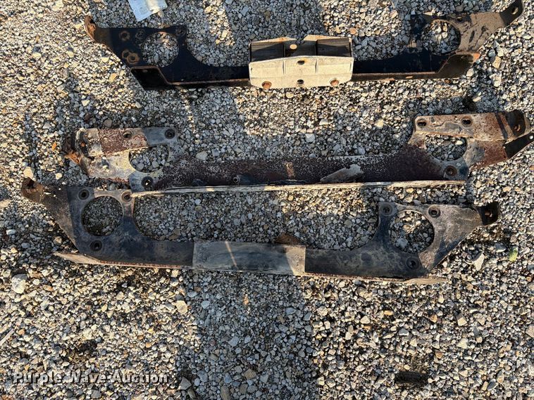 image for item MQ9167 Peterbilt 387 body parts