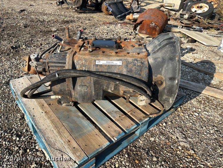 image for item MQ9168 Eaton Fuller transmission