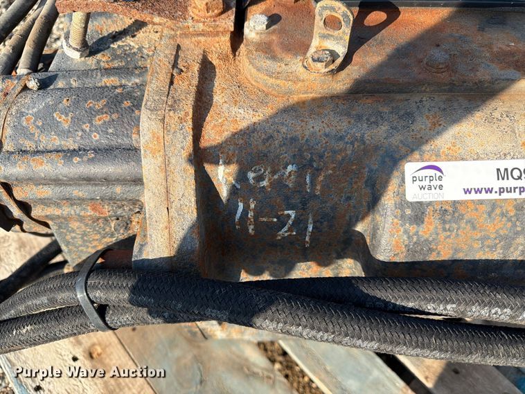 image for item MQ9168 Eaton Fuller transmission